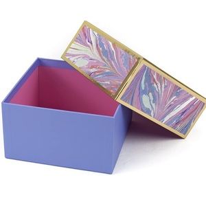 Hallmark Signature 7 Medium Gift Box